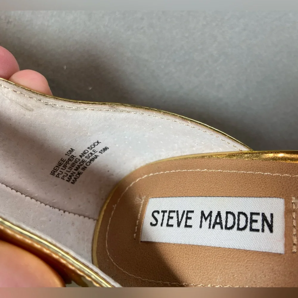 Steve Madden Irenee Gold Ankle Strap Dress Sandals 2” Block‎ Heels Size 10